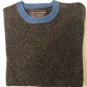 Abercrombie & Fitch Sweater